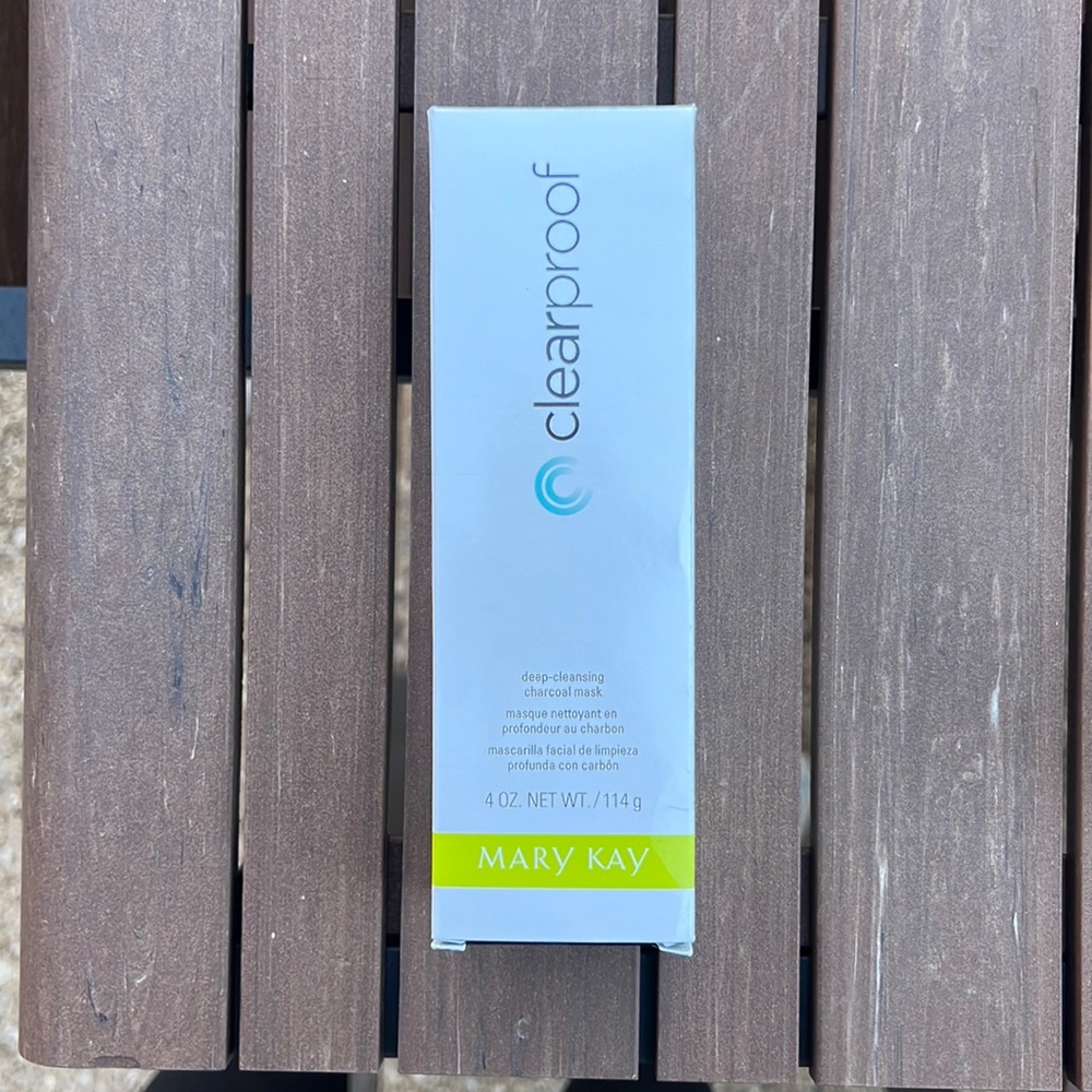 Mary Kay Clear Proof deep cleansing charcoal mask brand new in box